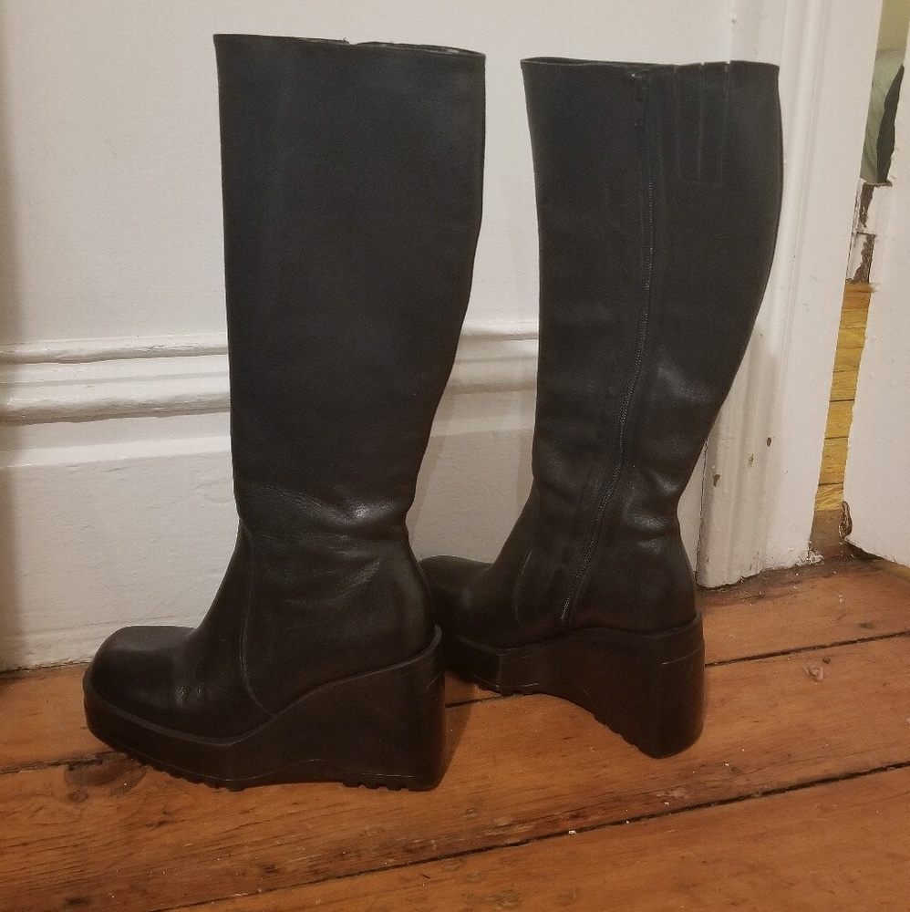 90s Square Toe Wedge Boots